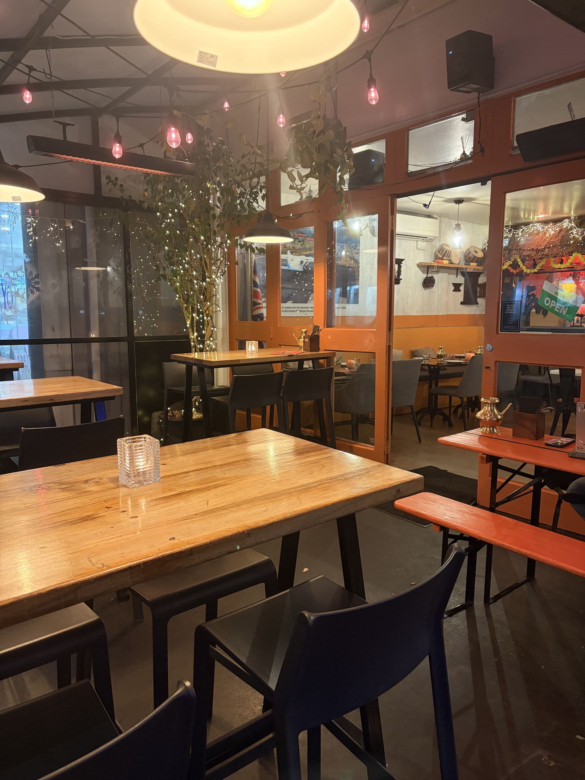 Everest Dine